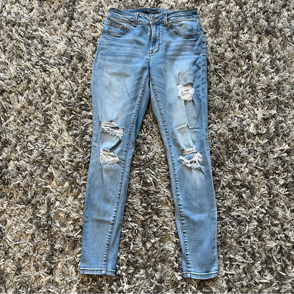 Maurices Size Small Regular Distressed Jeggings